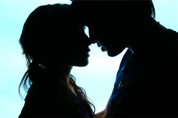 接吻是怎樣的一種感覺 接吻是什么意思 接吻是怎樣的一種感覺 接吻是什么意思