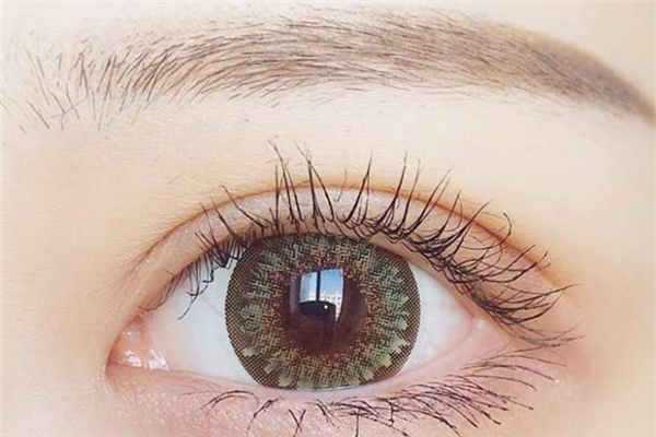 美瞳對(duì)眼睛有什么影響 美瞳有什么作用 美瞳對(duì)眼睛有什么影響 美瞳有什么作用