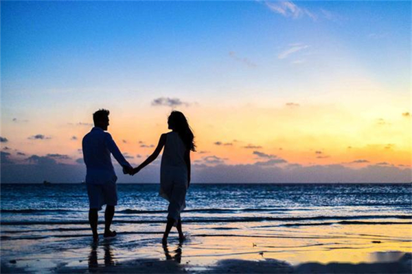 吻痕用遮瑕膏能蓋住嗎 吻痕用什么顏色的遮瑕 吻痕用遮瑕膏能蓋住嗎 吻痕用什么顏色的遮瑕