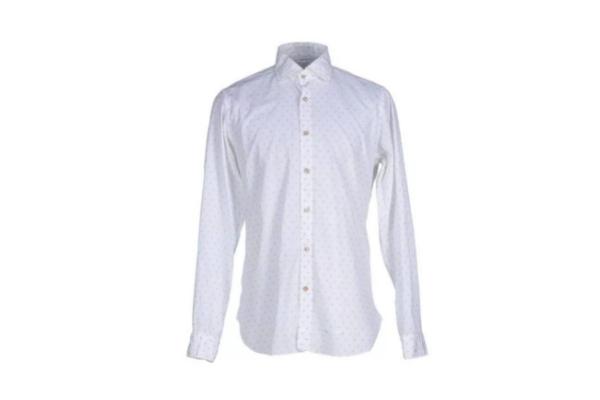 襯衫是買(mǎi)大點(diǎn)好還是小點(diǎn)好 什么褲子適合搭配襯衣