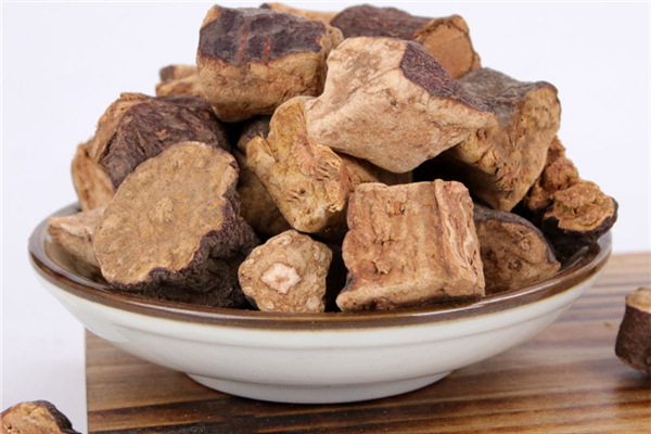 何首烏能治白發(fā)變黑發(fā)嗎 何首烏對頭發(fā)的功效