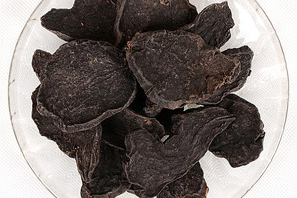 何首烏可以補(bǔ)腎嗎 何首烏對(duì)男性有什么作用 何首烏可以補(bǔ)腎嗎 何首烏對(duì)男性有什么作用