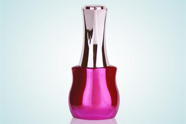 指甲油多久能干透 指甲油需要涂幾層 指甲油多久能干透 指甲油需要涂幾層