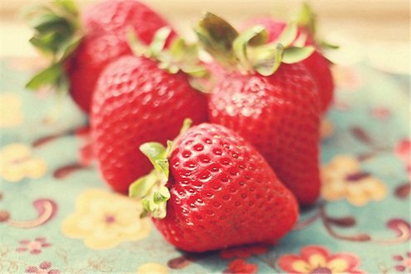 草莓清洗可以用小蘇打 草莓清洗的正確方法 草莓清洗可以用小蘇打 草莓清洗的正確方法