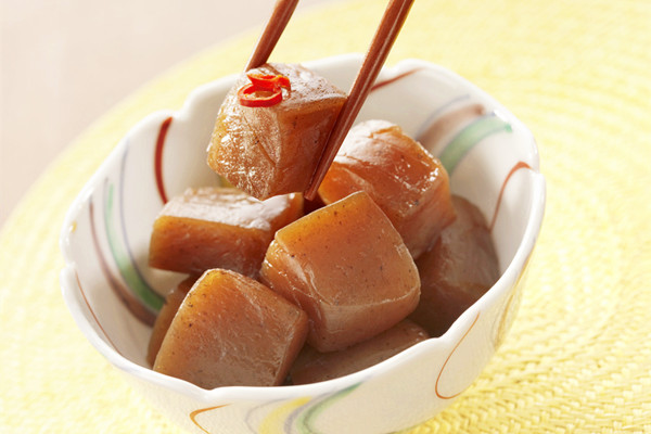 魔芋一天吃多少為宜 魔芋焯水是冷水下鍋還是熱水下鍋 魔芋一天吃多少為宜 魔芋焯水是冷水下鍋還是熱水下鍋