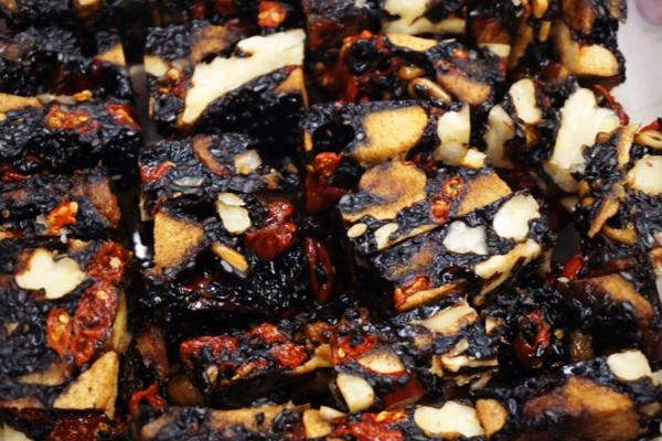 孕婦可以吃阿膠固元膏糕嗎 阿膠固元糕小孩可以吃嗎 孕婦可以吃阿膠固元膏糕嗎 阿膠固元糕小孩可以吃嗎