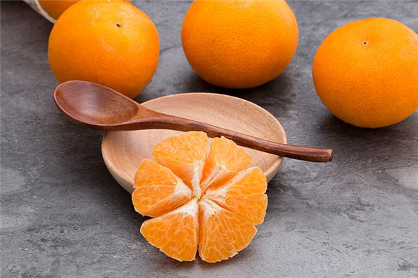 蘆柑吃多了皮膚會(huì)變黃嗎 蘆柑對身體有什么好處 蘆柑吃多了皮膚會(huì)變黃嗎 蘆柑對身體有什么好處