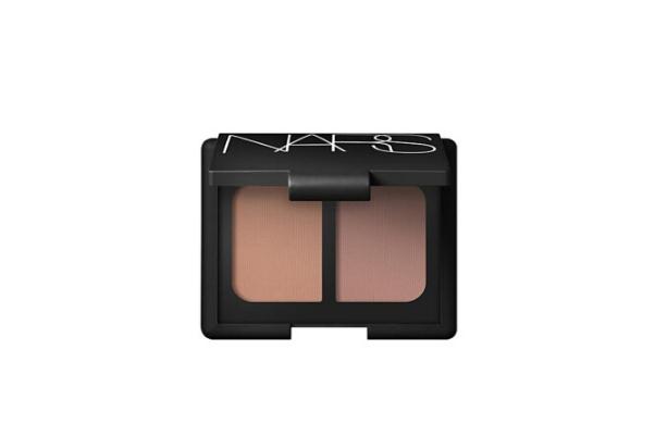 修容要用什么刷子 修容要用卸妝水嗎 修容要用什么刷子 修容要用卸妝水嗎