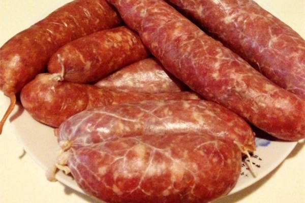 灌香腸腸衣怎么套 灌香腸腸衣怎么處理 灌香腸腸衣怎么套 灌香腸腸衣怎么處理