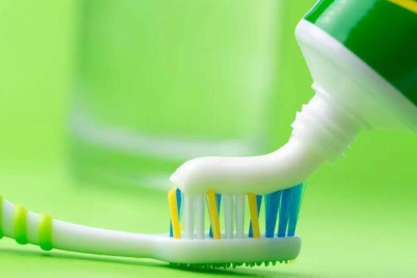 牙膏會導(dǎo)致口腔潰瘍嗎 牙膏會導(dǎo)致牙齦出血嗎 牙膏會導(dǎo)致口腔潰瘍嗎 牙膏會導(dǎo)致牙齦出血嗎