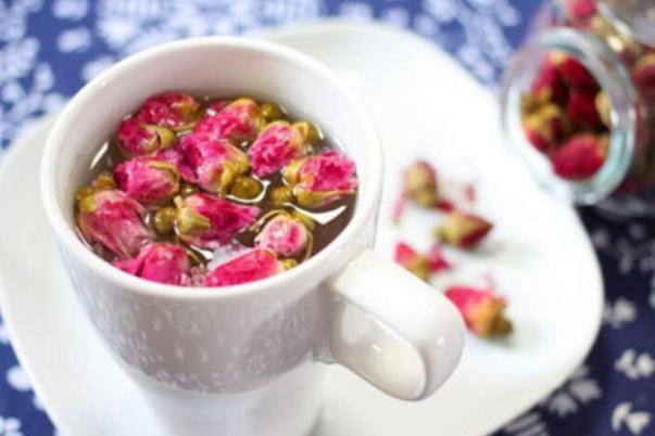 玫瑰茶喝多了有什么壞處 玫瑰花茶是每個人都適合喝的嗎 玫瑰茶喝多了有什么壞處 玫瑰花茶是每個人都適合喝的嗎