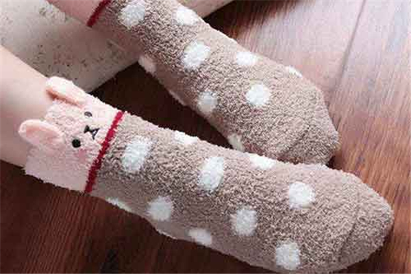 冬季睡覺腳冷怎么辦 冬天為什么睡覺腳冷 冬季睡覺腳冷怎么辦 冬天為什么睡覺腳冷