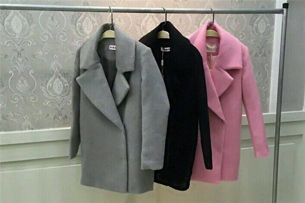 呢子大衣怎么搭配 呢子大衣和什么褲子配 呢子大衣怎么搭配 呢子大衣和什么褲子配