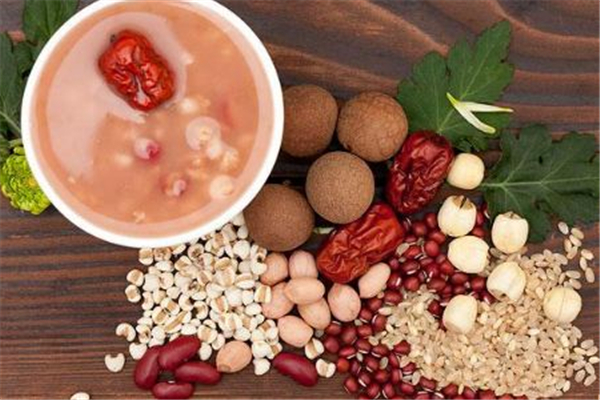 冬季吃什么暖胃 冬季吃羊肉有什么好處 冬季吃什么暖胃 冬季吃羊肉有什么好處