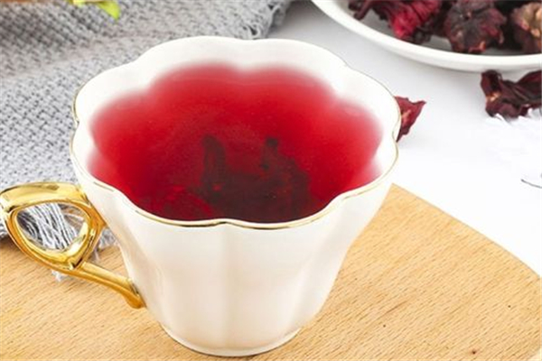 洛神花茶會(huì)導(dǎo)致月經(jīng)延長(zhǎng)嗎 洛神花茶每天喝多少好 洛神花茶會(huì)導(dǎo)致月經(jīng)延長(zhǎng)嗎 洛神花茶每天喝多少好