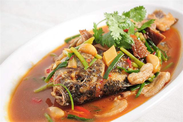 鯽魚(yú)可以下奶不 鯽魚(yú)的功效和作用