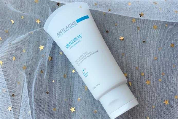 氨基酸洗面奶洗完之后為什么滑滑的 氨基酸洗面奶排行榜 氨基酸洗面奶洗完之后為什么滑滑的 氨基酸洗面奶排行榜