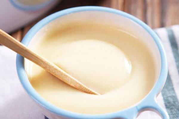 嬰兒米粉要吃多久才能停 嬰兒米粉的正確沖泡方法 嬰兒米粉要吃多久才能停 嬰兒米粉的正確沖泡方法