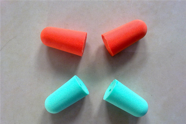 隔音耳塞有用嗎 隔音耳塞和隔音耳罩哪個(gè)好 隔音耳塞有用嗎 隔音耳塞和隔音耳罩哪個(gè)好