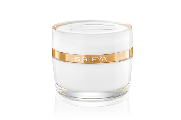 面霜可以直接涂臉上嗎 面霜可以涂手上嗎 面霜可以直接涂臉上嗎 面霜可以涂手上嗎