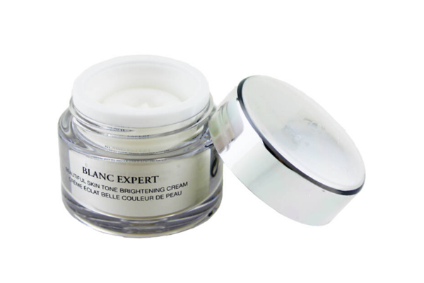 面霜可以當(dāng)身體乳擦嗎 面霜跟身體乳有什么區(qū)別 面霜可以當(dāng)身體乳擦嗎 面霜跟身體乳有什么區(qū)別