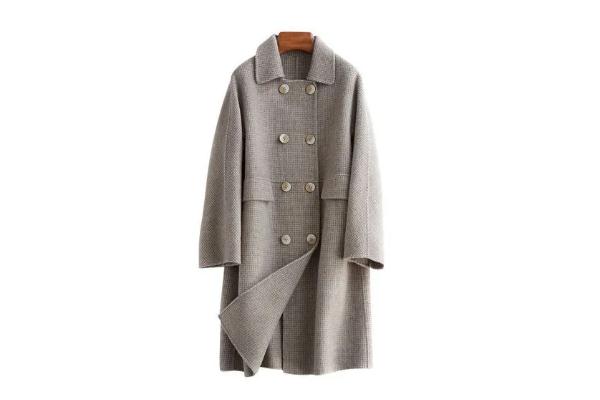 毛呢大衣可以在太陽(yáng)下暴曬嗎 毛呢大衣可以改短嗎