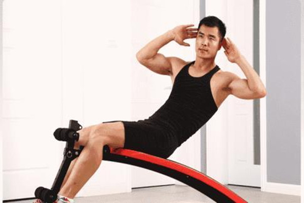 仰臥起坐是無氧運動嗎 仰臥起坐練的是哪里 仰臥起坐是無氧運動嗎 仰臥起坐練的是哪里