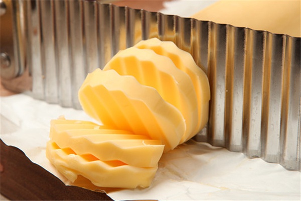 黃油可以直接吃嗎 黃油直接吃好吃嗎 黃油可以直接吃嗎 黃油直接吃好吃嗎