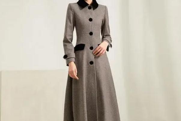 毛呢大衣是什么季節(jié)穿的 毛呢大衣為什么會變形 毛呢大衣是什么季節(jié)穿的 毛呢大衣為什么會變形