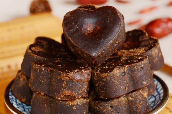 老紅糖有補(bǔ)血效果嗎 老紅糖有毛了還可以吃嗎 老紅糖有補(bǔ)血效果嗎 老紅糖有毛了還可以吃嗎