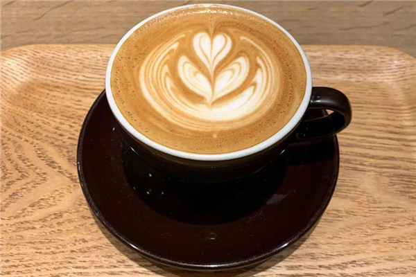 咖啡一天喝多少合適 咖啡喝多了對身體有什么影響嗎 咖啡一天喝多少合適 咖啡喝多了對身體有什么影響嗎