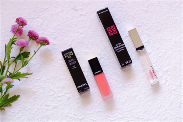 唇釉成膜要多久 唇釉成膜和不成膜的區(qū)別 唇釉成膜要多久 唇釉成膜和不成膜的區(qū)別