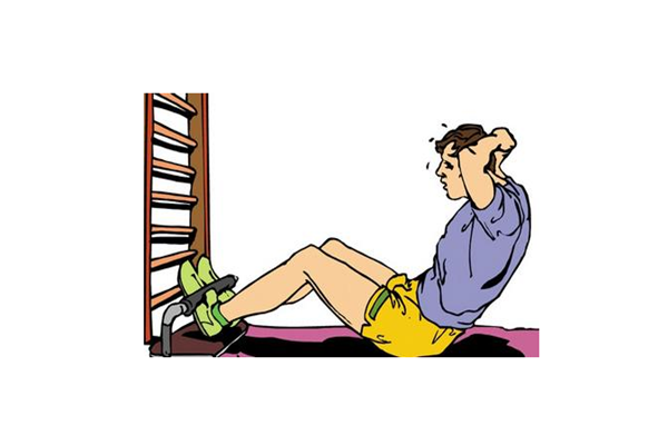 仰臥起坐在床上做好嗎 仰臥起坐能空腹做嗎 仰臥起坐在床上做好嗎 仰臥起坐能空腹做嗎