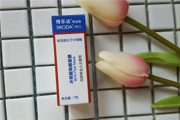 水楊酸面膜用了有刺痛什么原因 水楊酸面膜的副作用 水楊酸面膜用了有刺痛什么原因 水楊酸面膜的副作用