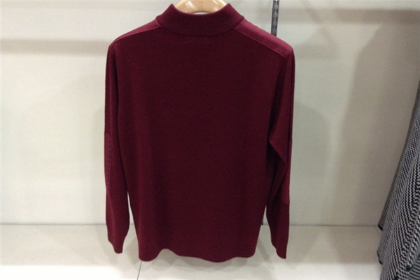 羊毛衫怎么晾曬不變形 羊毛衫是掛起來好還是折起來好 羊毛衫怎么晾曬不變形 羊毛衫是掛起來好還是折起來好