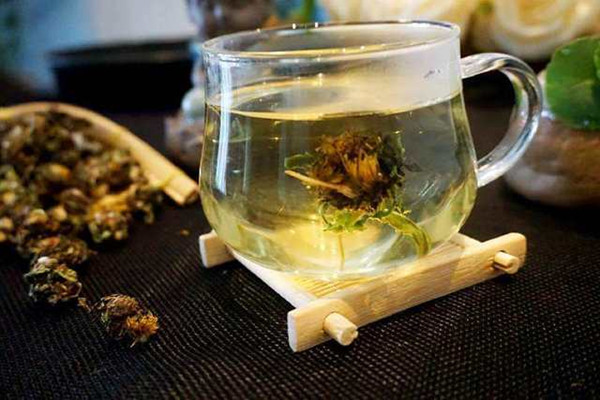 蒲公英茶適合什么季節(jié)喝 蒲公英茶什么時(shí)間喝好 蒲公英茶適合什么季節(jié)喝 蒲公英茶什么時(shí)間喝好