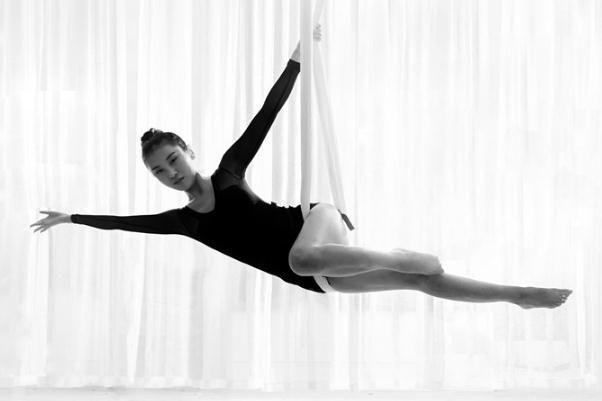 空中瑜伽屬于有氧還是無氧 空中瑜伽能減肥嗎 空中瑜伽屬于有氧還是無氧 空中瑜伽能減肥嗎