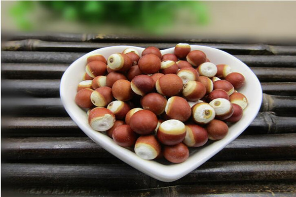 芡實煮粥需要提前泡嗎 芡實煮粥一次放多少 芡實煮粥需要提前泡嗎 芡實煮粥一次放多少