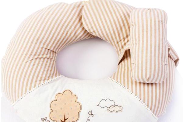 哺乳枕對嬰兒的危害 哺乳枕要不要買 哺乳枕對嬰兒的危害 哺乳枕要不要買