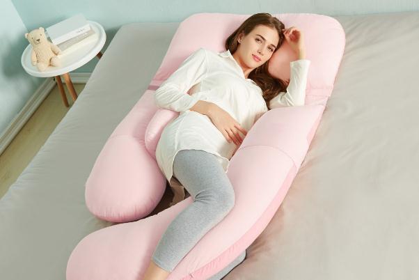 孕婦枕會(huì)擠壓到胎兒?jiǎn)?孕婦枕是棉花好還是乳膠好 孕婦枕會(huì)擠壓到胎兒?jiǎn)?孕婦枕是棉花好還是乳膠好