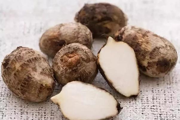 芋頭癢手最快祛癢方法 芋頭要泡水嗎 芋頭癢手最快祛癢方法 芋頭要泡水嗎