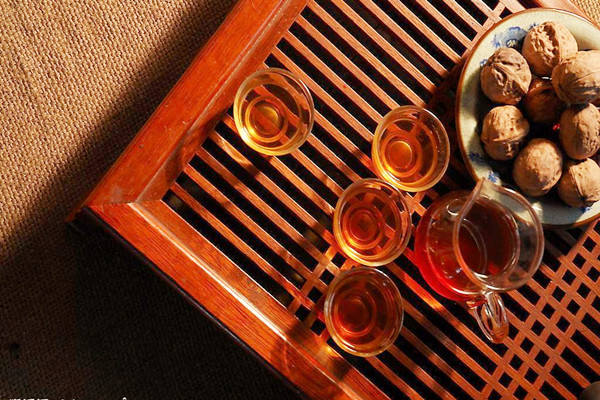 普洱茶可以減肥嗎 普洱茶的減肥原理是什么 普洱茶可以減肥嗎 普洱茶的減肥原理是什么