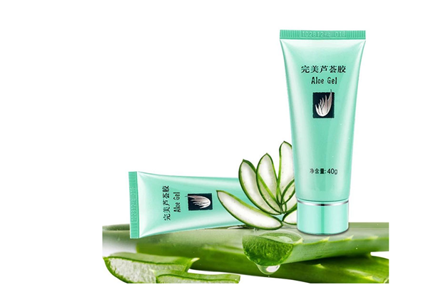 完美蘆薈膠可以補(bǔ)水嗎 完美蘆薈膠可以祛斑嗎 完美蘆薈膠可以補(bǔ)水嗎 完美蘆薈膠可以祛斑嗎