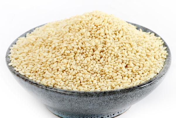 白芝麻有苦味怎么回事 白芝麻有苦味還能吃嗎 白芝麻有苦味怎么回事 白芝麻有苦味還能吃嗎