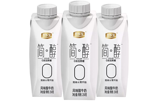 君樂寶簡(jiǎn)醇酸奶的特點(diǎn) 君樂寶簡(jiǎn)醇酸奶糖尿病能喝嗎