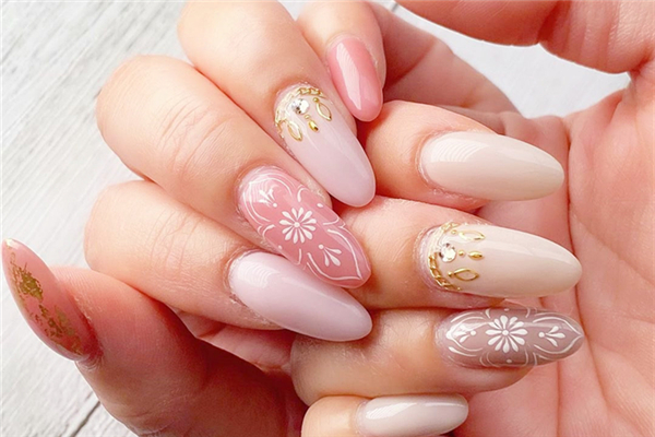 延長甲要做多久 延長甲怎么做 延長甲要做多久 延長甲怎么做