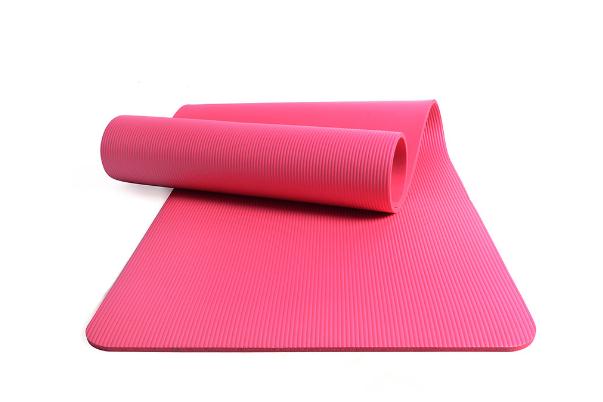 瑜伽墊是厚的好還是薄的好 瑜伽墊是nbr材質(zhì)好還是tpe材質(zhì)好 瑜伽墊是厚的好還是薄的好 瑜伽墊是nbr材質(zhì)好還是tpe材質(zhì)好