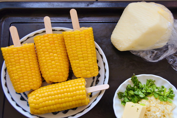 玉米可以空腹吃嗎 玉米可以代替米飯嗎 玉米可以空腹吃嗎 玉米可以代替米飯嗎