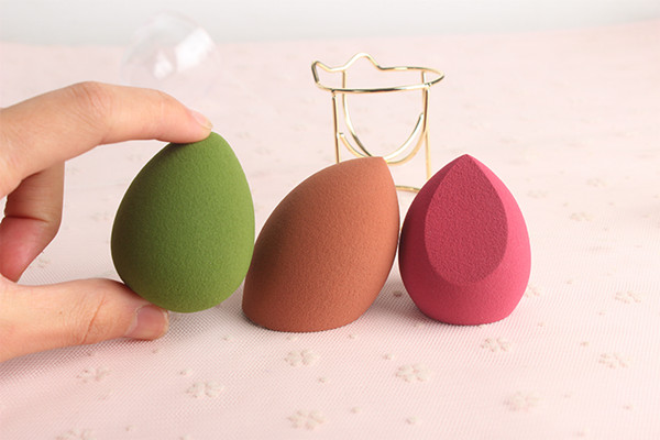 美妝蛋需要每天清洗嗎 美妝蛋需要每次都打濕嗎 美妝蛋需要每天清洗嗎 美妝蛋需要每次都打濕嗎