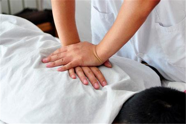 按摩對腰間盤突出有效果嗎 按摩對腰疼有用嗎 按摩對腰間盤突出有效果嗎 按摩對腰疼有用嗎